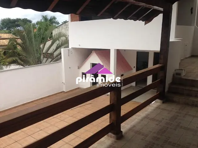 Casa com 350m² 3 quartos e 4 banheiros, à venda, no bairro Urbanova em São José dos Campos