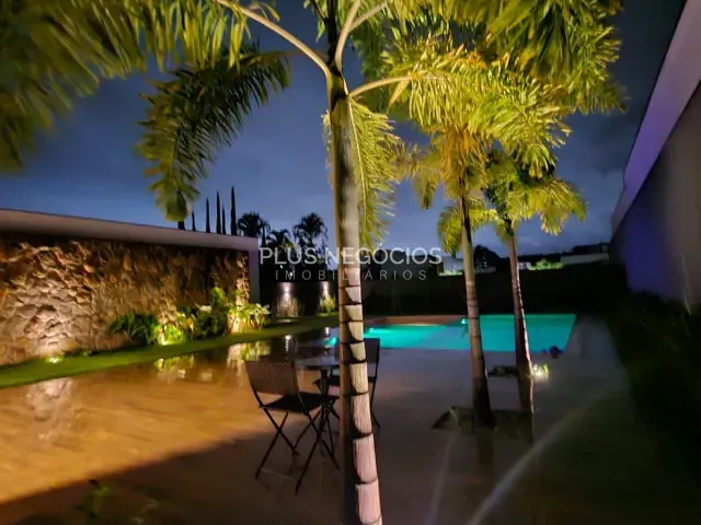 Casa com 1000m² 4 quartos e 5 banheiros, à venda, no bairro Parque Ecoresidencial Fazenda Jequitibá em Sorocaba