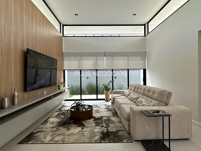 Casa com 1000m² 4 quartos e 5 banheiros, à venda, no bairro Parque Ecoresidencial Fazenda Jequitibá em Sorocaba