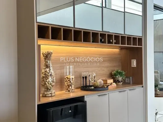 Casa com 1000m² 4 quartos e 5 banheiros, à venda, no bairro Parque Ecoresidencial Fazenda Jequitibá em Sorocaba