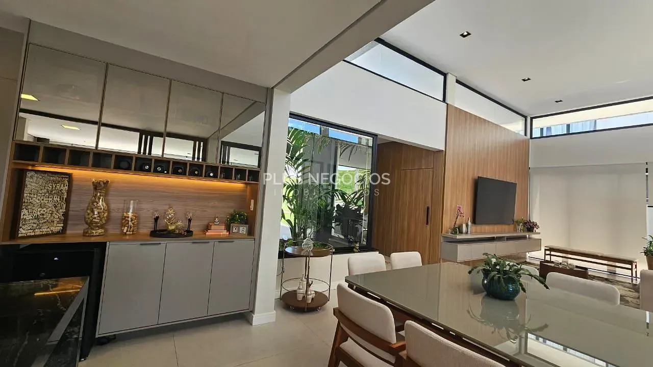 Casa, 4 quartos, 326 m² - Foto 24