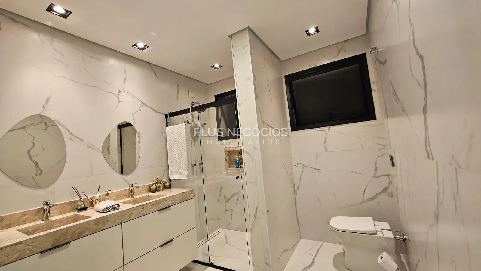 Casa, 4 quartos, 326 m² - Foto 29