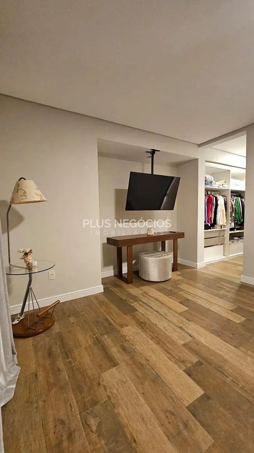 Casa, 4 quartos, 326 m² - Foto 35