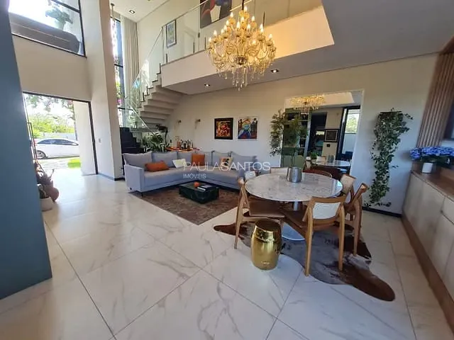 Casa com 250m² 3 quartos e 4 banheiros, à venda, no bairro Vila Haro em Sorocaba