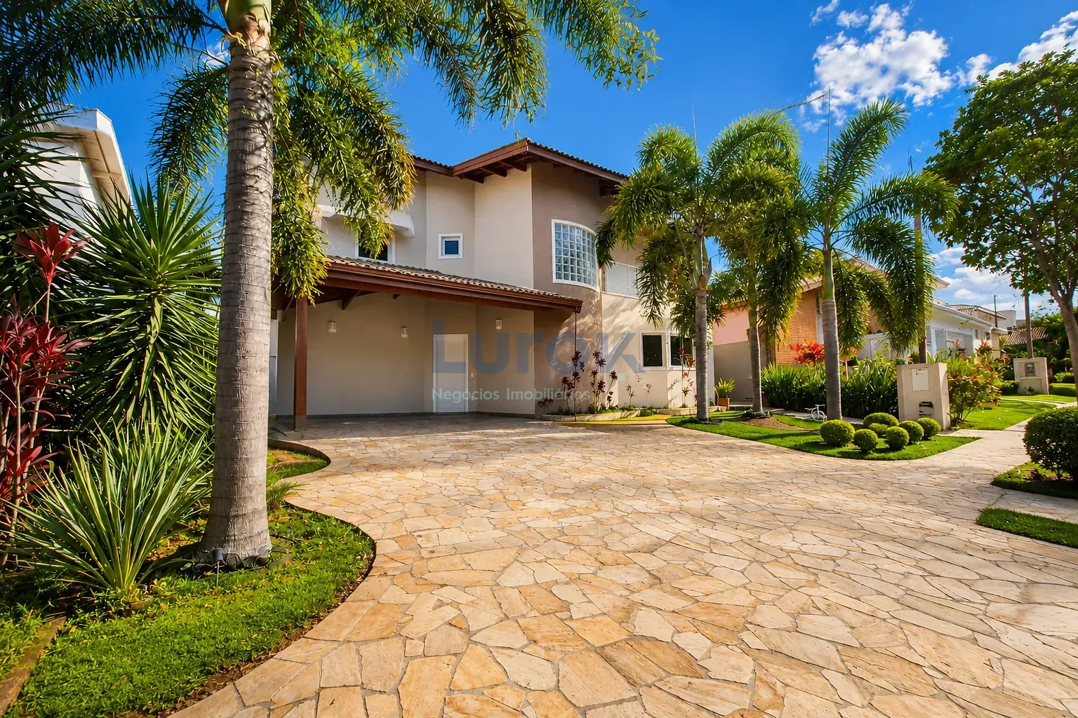 Casa, 4 quartos, 345 m² - Foto 2