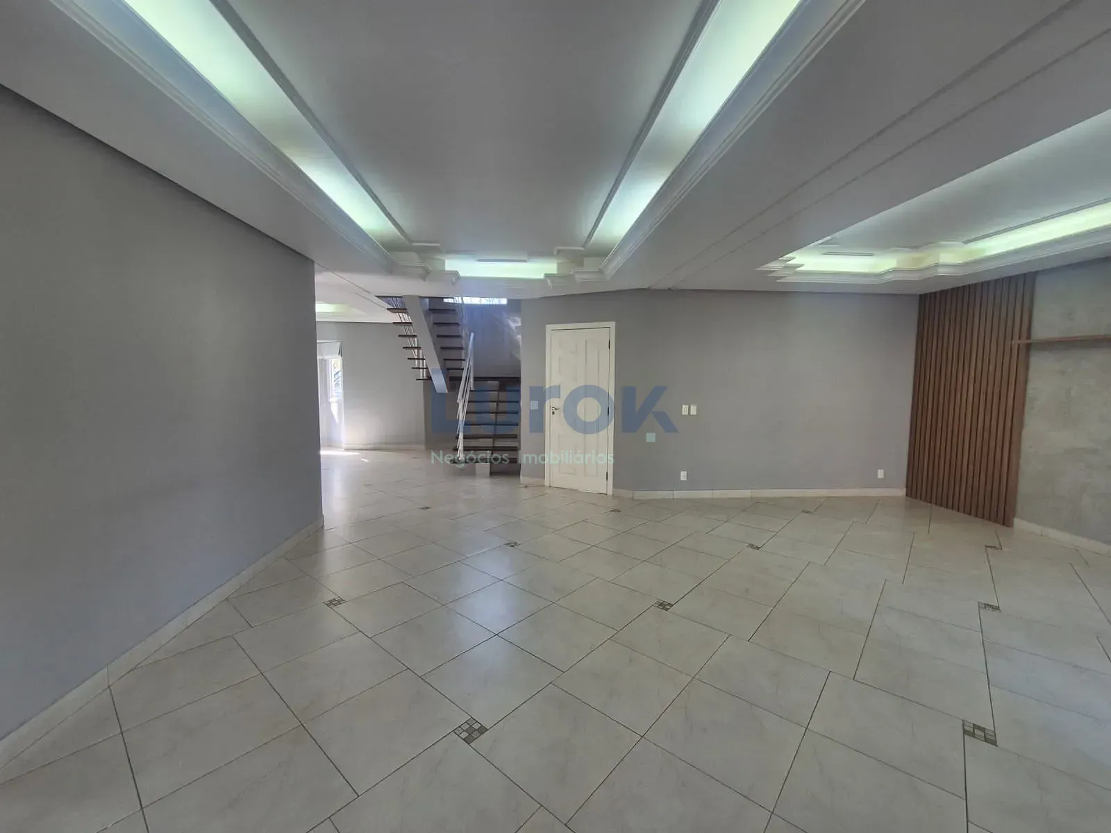 Casa, 4 quartos, 345 m² - Foto 4