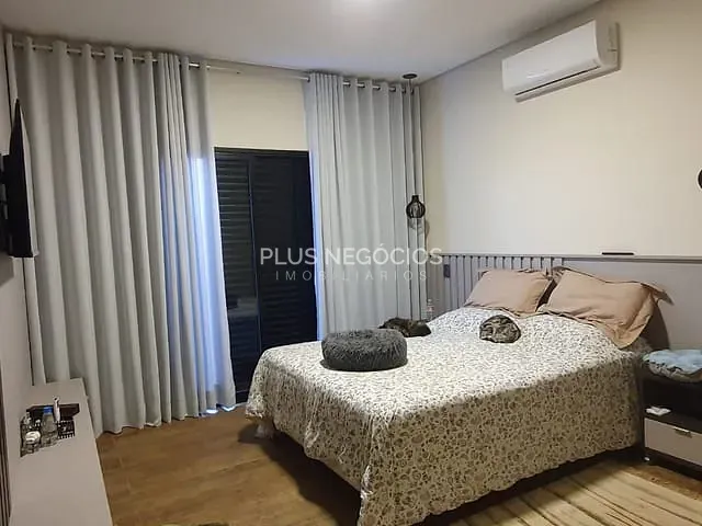 Casa com 1028m² 3 quartos e 4 banheiros, à venda, no bairro Condomínio Fazenda Jequitibá em Sorocaba