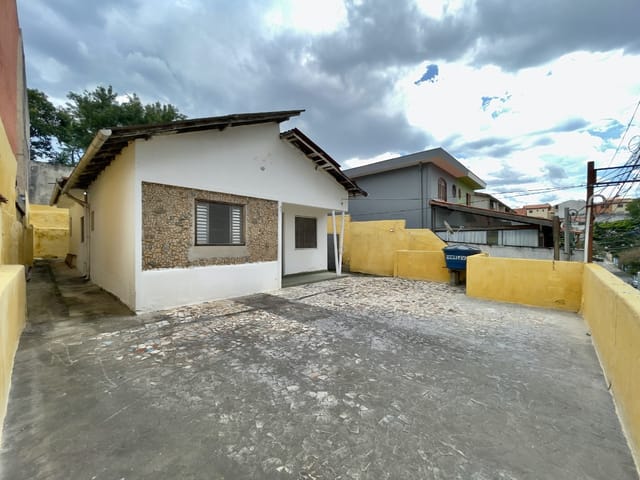 Foto do Casa - Casa tipo para venda em Vila Marari com 3 quartos, sendo 1 suíte, 166m² | Lares e Andares Imóveis