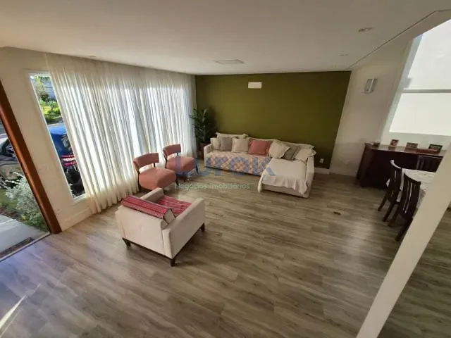 Casa 4 quartos e 5 banheiros, à venda, no bairro Observatório em Vinhedo