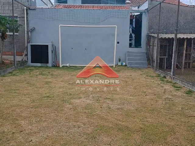Casa com 175m² 4 quartos e 2 banheiros, à venda, no bairro Parque Residencial Santo André em Caçapava