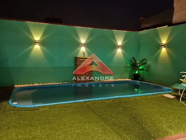 Casa com 175m² 4 quartos e 2 banheiros, à venda, no bairro Parque Residencial Santo André em Caçapava