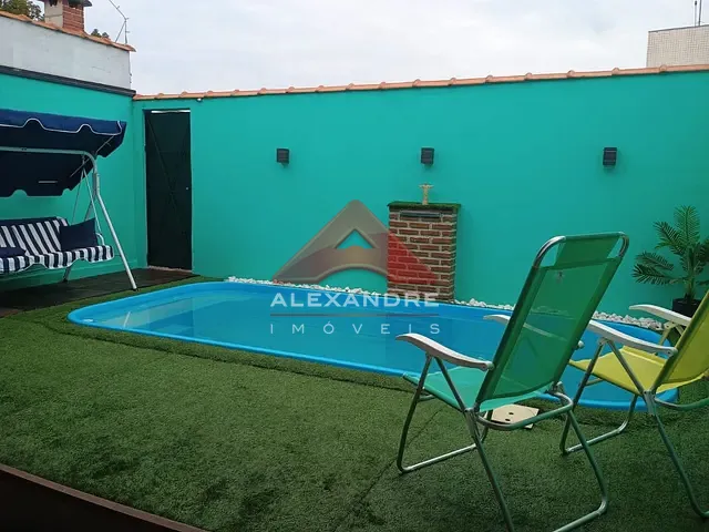 Casa com 175m² 4 quartos e 2 banheiros, à venda, no bairro Parque Residencial Santo André em Caçapava