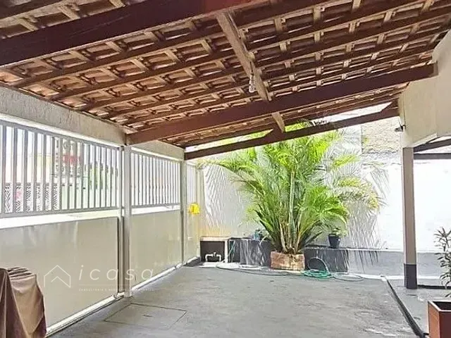 Casa com 250m² 3 quartos e 1 banheiro, à venda, no bairro Jardim Bela Vista em Taubaté