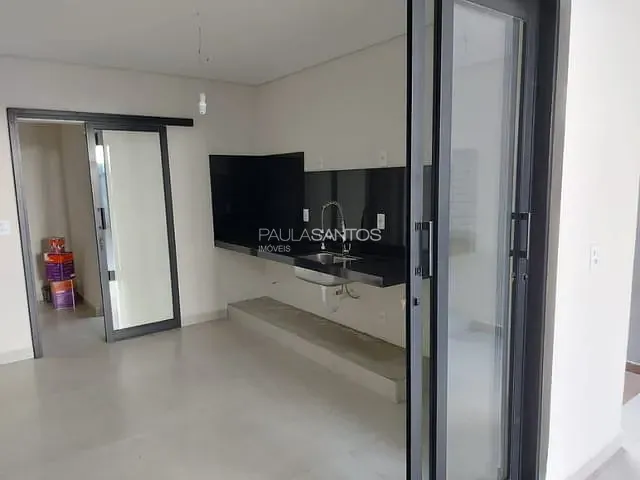 Casa com 320m² 3 quartos e 2 banheiros, à venda, no bairro Jardim Horizontes de Sorocaba em Sorocaba