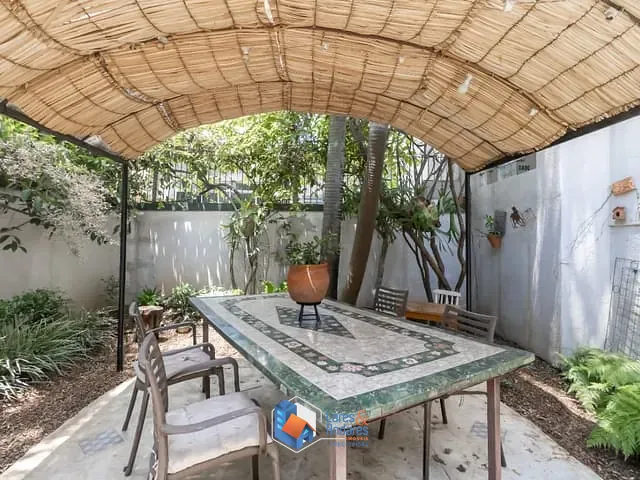 Casa com 320m² 4 quartos e 4 banheiros, à venda, no bairro Moema em São Paulo