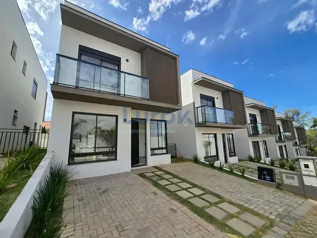 Casa 3 quartos e 5 banheiros, à venda, no bairro Bosque em Vinhedo