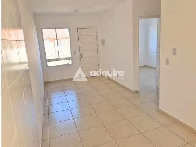 Casa com 128m² 2 quartos e 1 banheiro, à venda, no bairro Chapada em Ponta Grossa