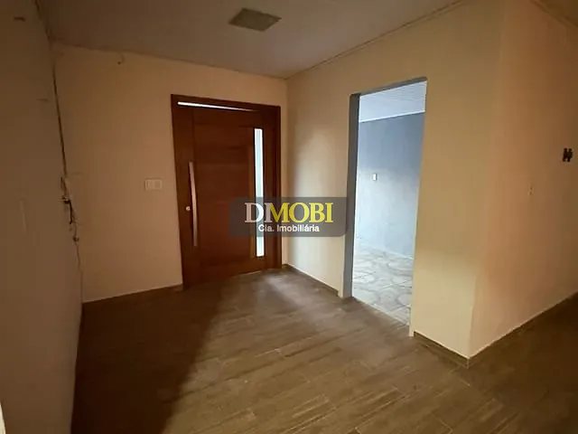 Casa com 300m² 2 quartos e 3 banheiros, à venda, no bairro São Geraldo em Gravataí