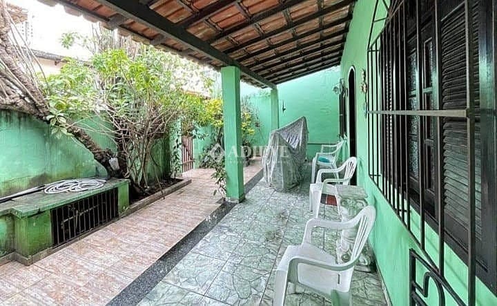 Casa à venda com 3 quartos, 150m² - Foto 3