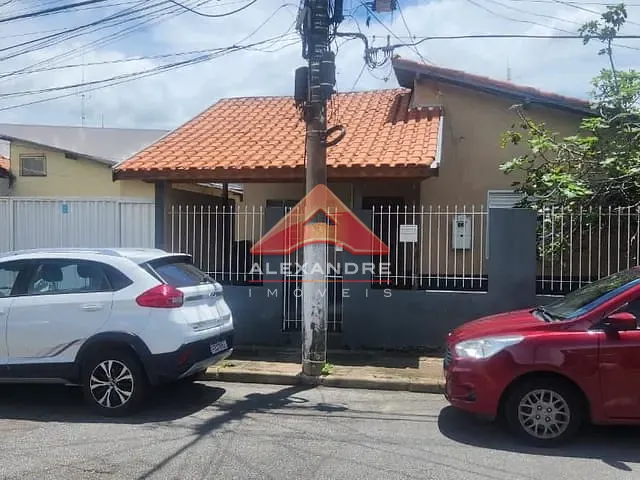 Casa com 259m² 3 quartos e 2 banheiros, à venda, no bairro Vila Cardoso em São José dos Campos