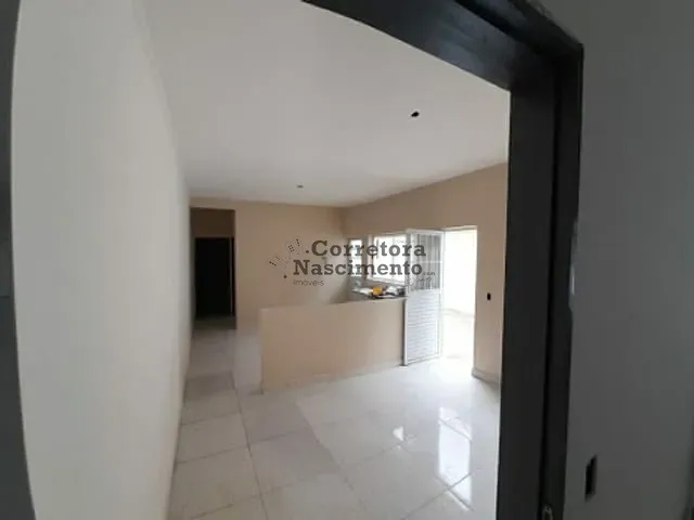 Casa com 58m² 2 quartos e 1 banheiro, à venda, no bairro Parque dos Príncipes em Jacareí