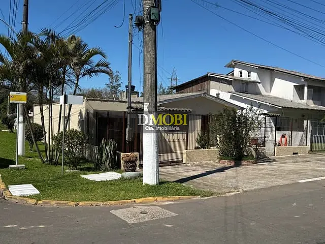 Casa com 260m² 4 quartos e 2 banheiros, à venda, no bairro Passo das Pedras em Gravataí