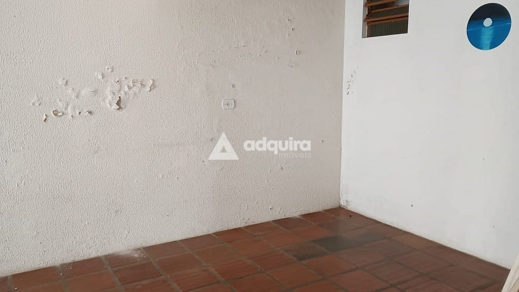 Casa à venda com 6 quartos, 220m² - Foto 4