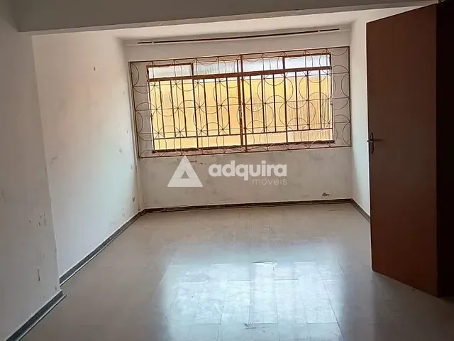 Casa 6 quartos e 4 banheiros, à venda, no bairro Nova Rússia em Ponta Grossa
