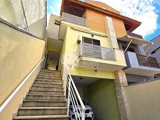 Foto do Casa-Casa tipo para venda em Vila Romana com 4 quartos, sendo 3 suítes, 210m²