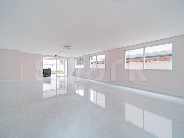 Casa com 490m² 4 quartos e 5 banheiros, à venda ou para alugar, no bairro Alphaville em Santana de Parnaíba