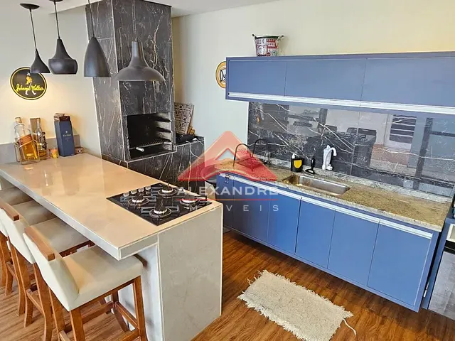 Casa com 250m² 2 quartos e 2 banheiros, à venda, no bairro Vila Terezinha em São José dos Campos
