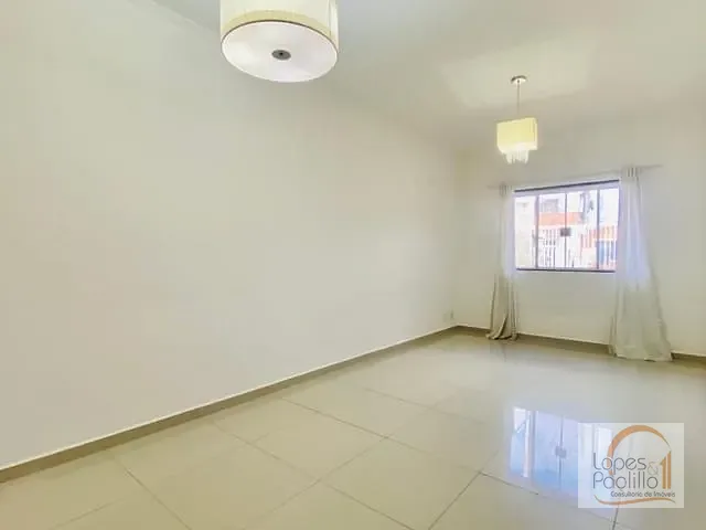 Casa com 162m² 2 quartos e 3 banheiros, à venda, no bairro Parque dos Coqueiros em Atibaia