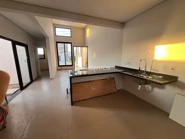Casa com 155m² 3 quartos e 2 banheiros, à venda, no bairro Horto Florestal Villagio em Sorocaba