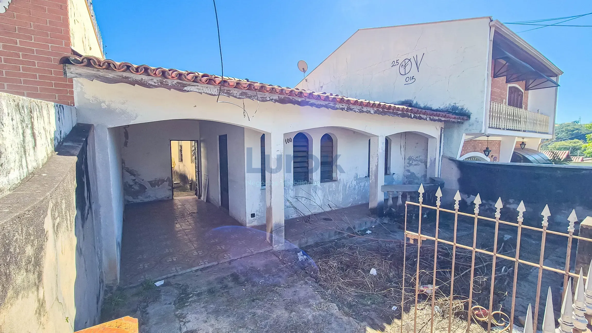 Casa, 2 quartos, 142 m² - Foto 1