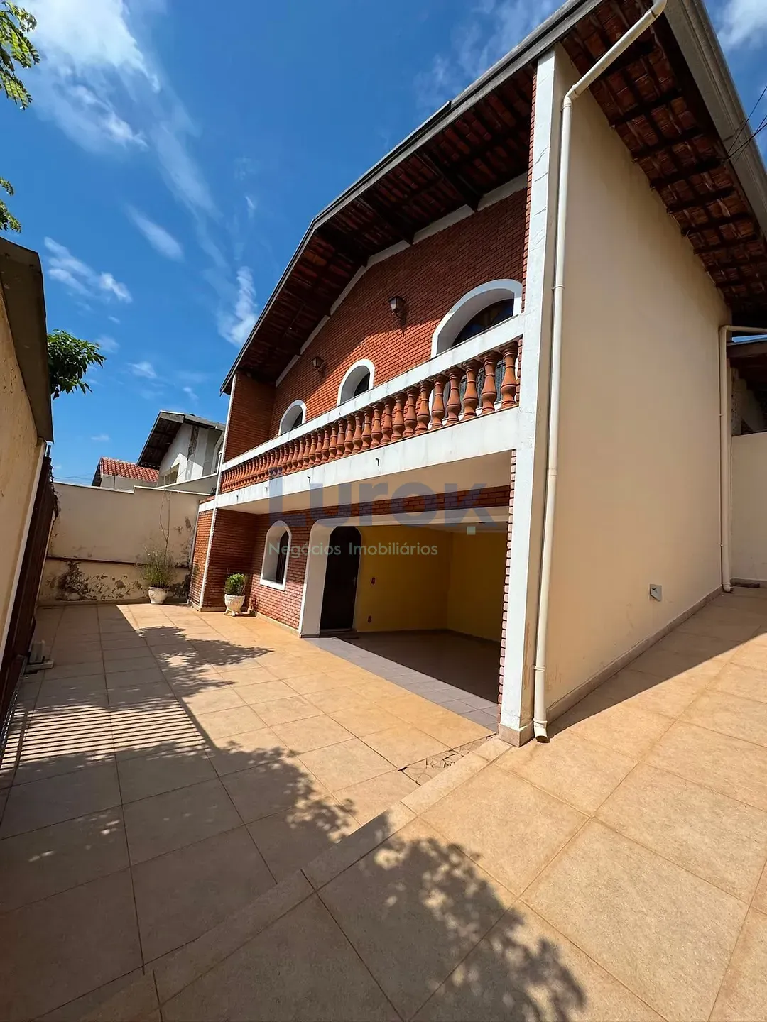 Casa, 3 quartos, 270 m² - Foto 1