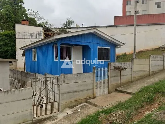 Casa com 252m² 2 quartos e 1 banheiro, à venda, no bairro Uvaranas em Ponta Grossa