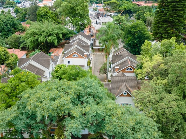 Foto do Casa - Casa no condomínio Condomínio Brooklin Village para venda com 5 quartos, sendo 3 suítes, 424m² | Lares e Andares Imóveis