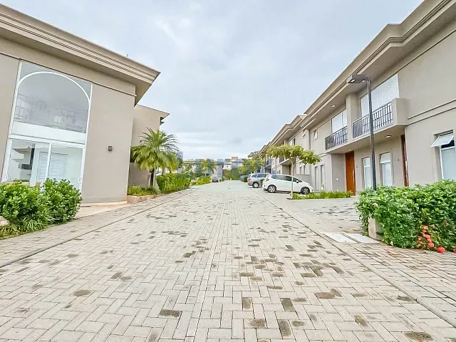 Casa com 115m² 3 quartos e 4 banheiros, à venda, no bairro Chácaras Silvania em Valinhos