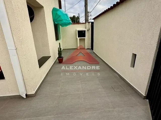Casa com 159m² 3 quartos e 1 banheiro, à venda, no bairro Jardim Paulista em São José dos Campos