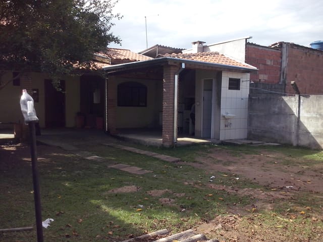Casa com 300m² 3 quartos e 1 banheiro, à venda, no bairro Cidade Nova em Pindamonhangaba