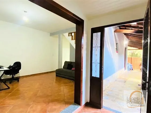 Casa com 200m² 3 quartos e 2 banheiros, à venda, no bairro Jardim Paulista em Atibaia
