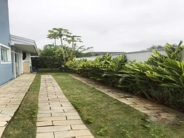 Casa com 1000m² 5 quartos e 5 banheiros, à venda, no bairro Rio Comprido em Jacareí