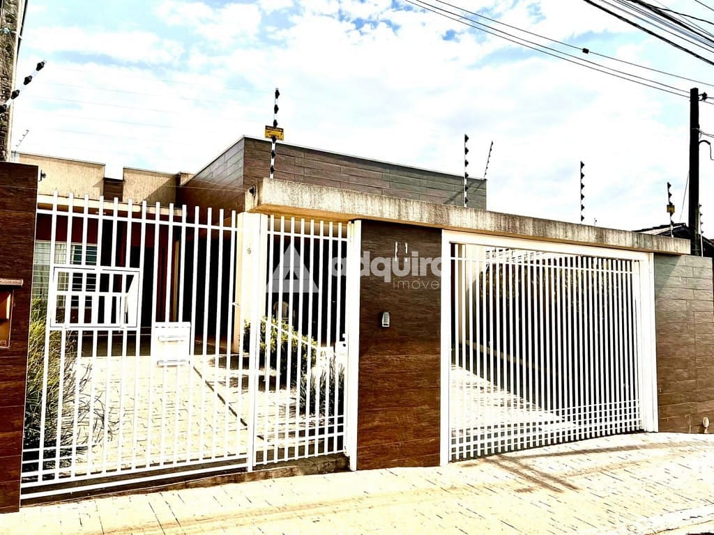 Casa à venda com 3 quartos, 182m² - Foto 2