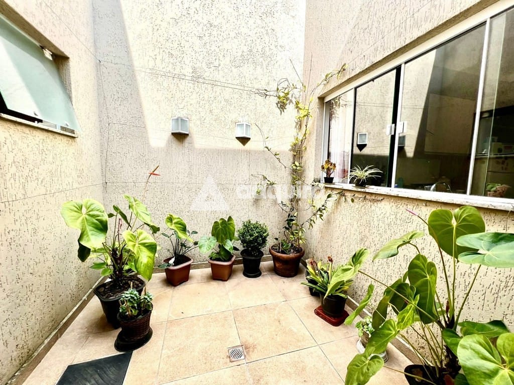 Casa à venda com 3 quartos, 182m² - Foto 16