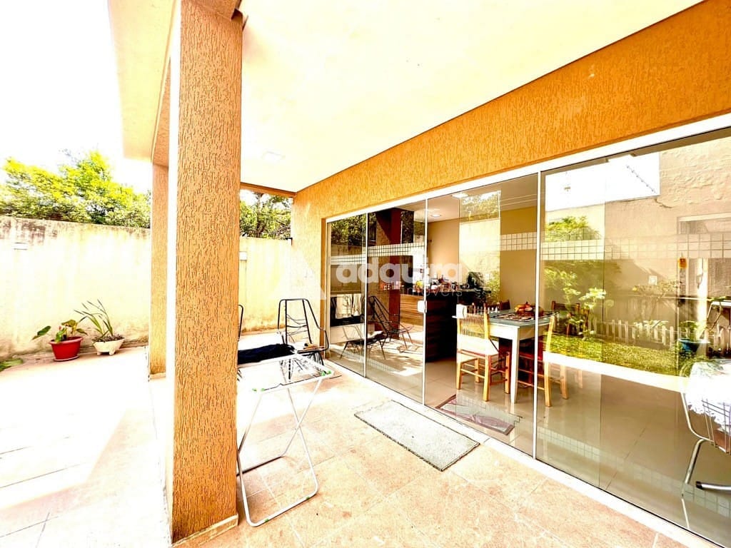 Casa à venda com 3 quartos, 182m² - Foto 17