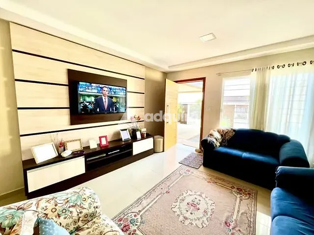 Casa 3 quartos e 2 banheiros, à venda, no bairro Nova Rússia em Ponta Grossa