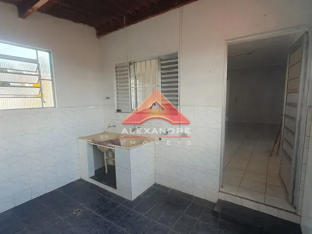 Casa com 310m² 8 quartos e 8 banheiros, à venda, no bairro Jardim Valparaíba em São José dos Campos
