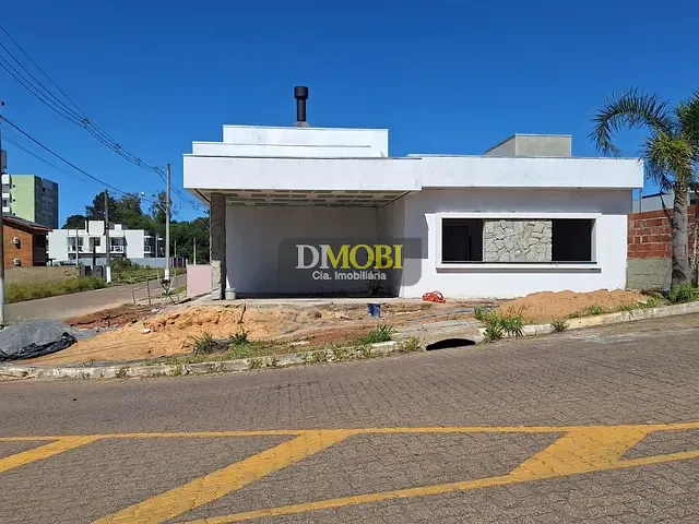 Casa com 370m² 3 quartos e 2 banheiros, à venda, no bairro Dom Feliciano em Gravataí