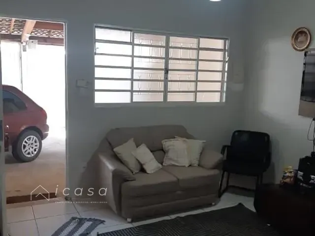 Casa com 200m² 3 quartos e 2 banheiros, à venda, no bairro Água Preta em Pindamonhangaba