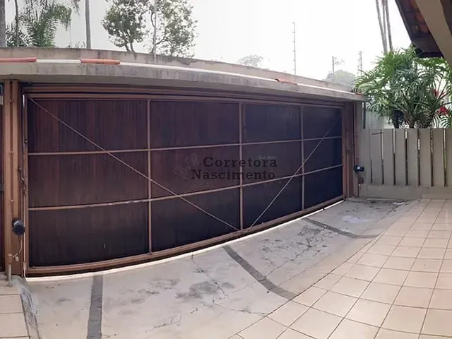 Casa com 500m² 3 quartos e 1 banheiro, à venda ou para alugar, no bairro Jardim Siesta em Jacareí